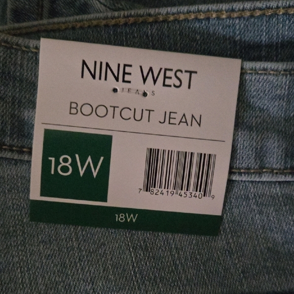 NWT Nine West Women's Blue Bootcut Jeans - Picture 1 of 8